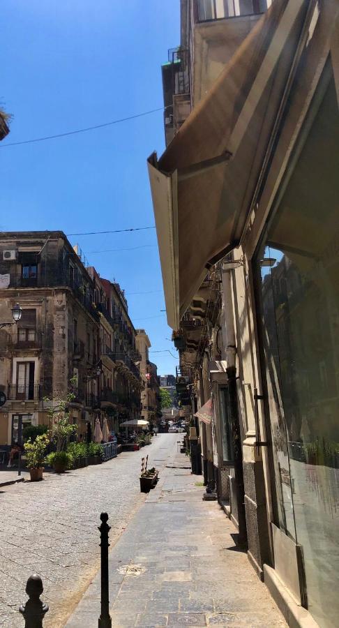 Pacini Relax Suites Catania Bagian luar foto