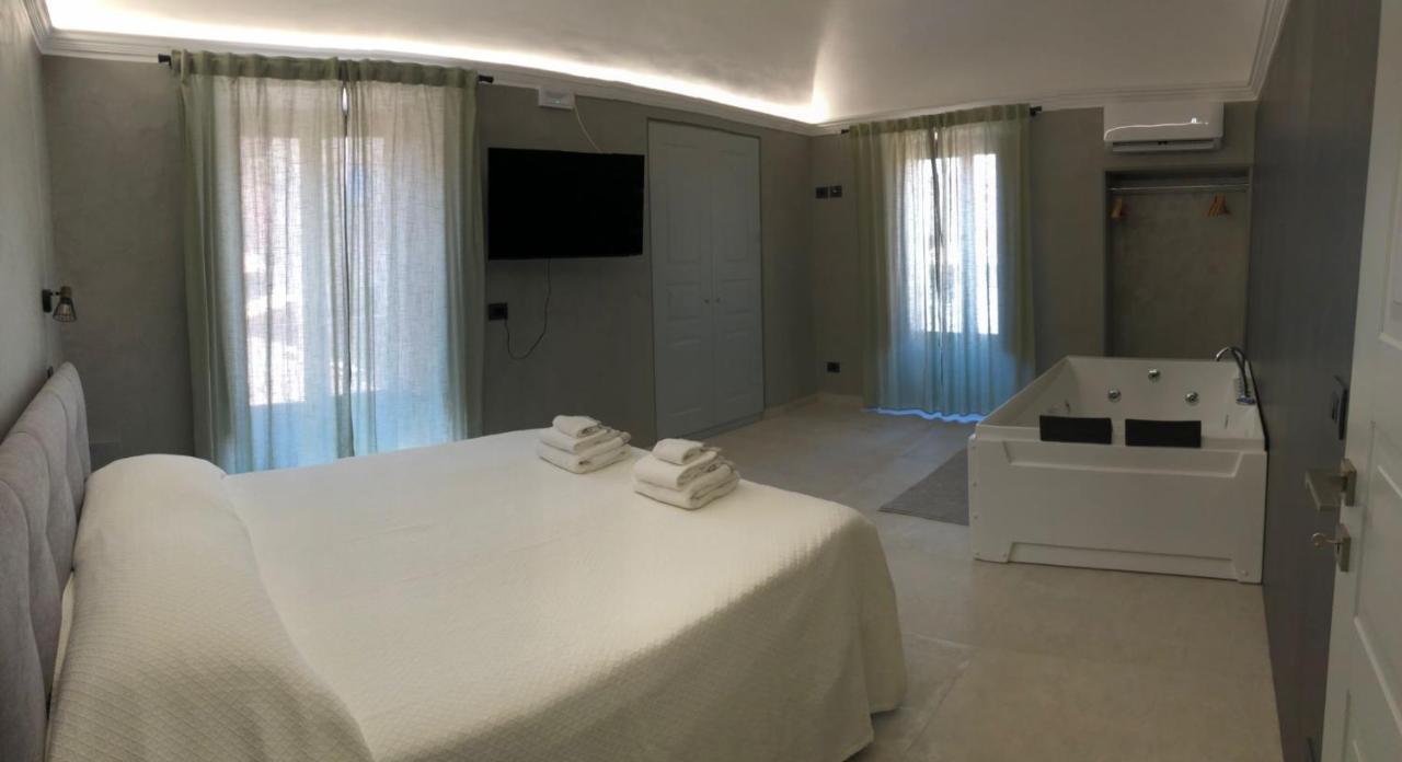 Pacini Relax Suites Catania Bagian luar foto